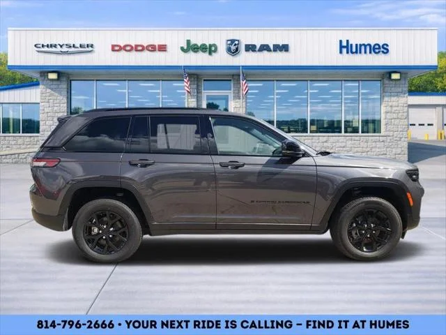 New 2025 Baltic Gray Metallic Clear-Coat Exterior Paint Jeep Altitude X image 14