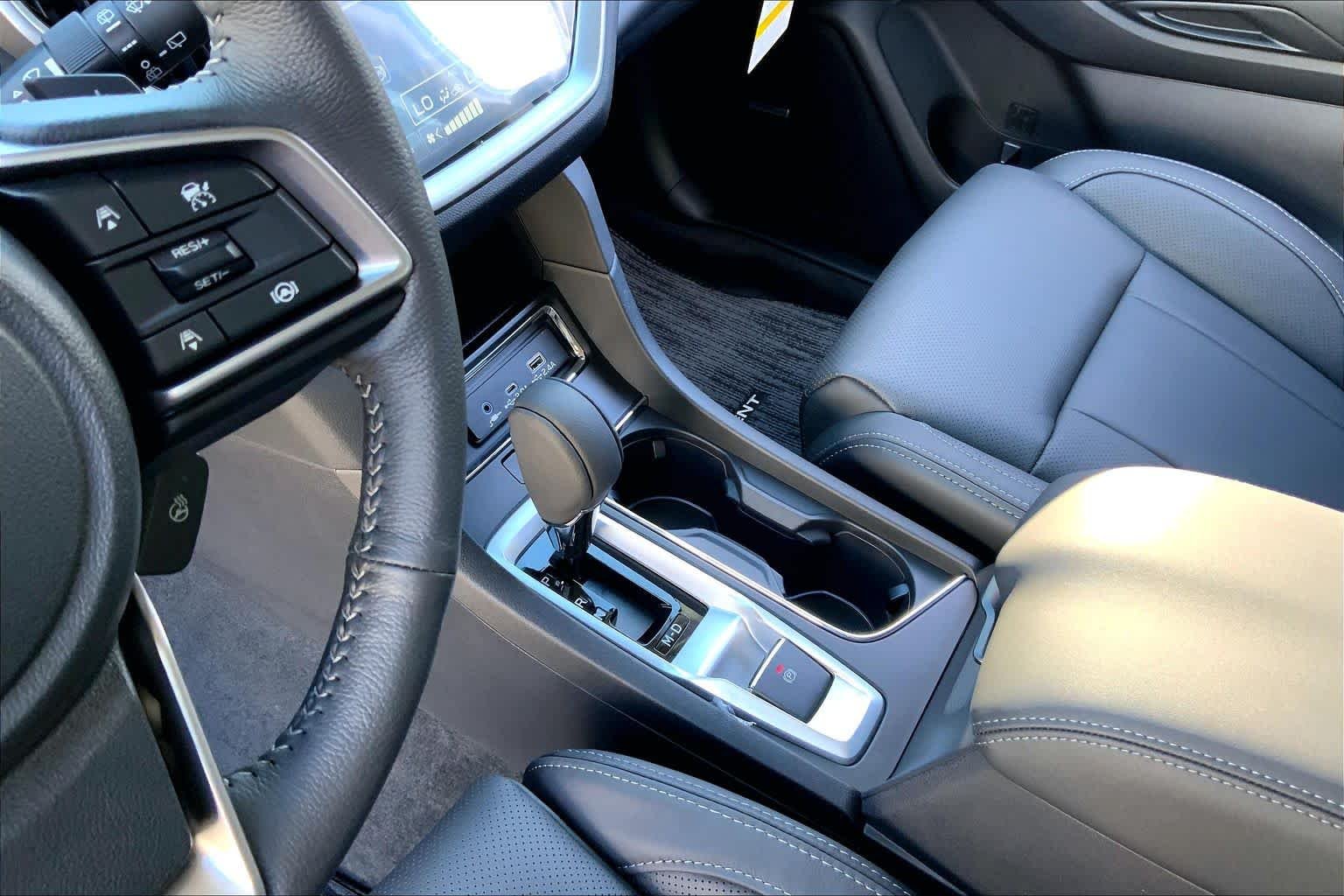 2026 Subaru Ascent Limited - Photo 7