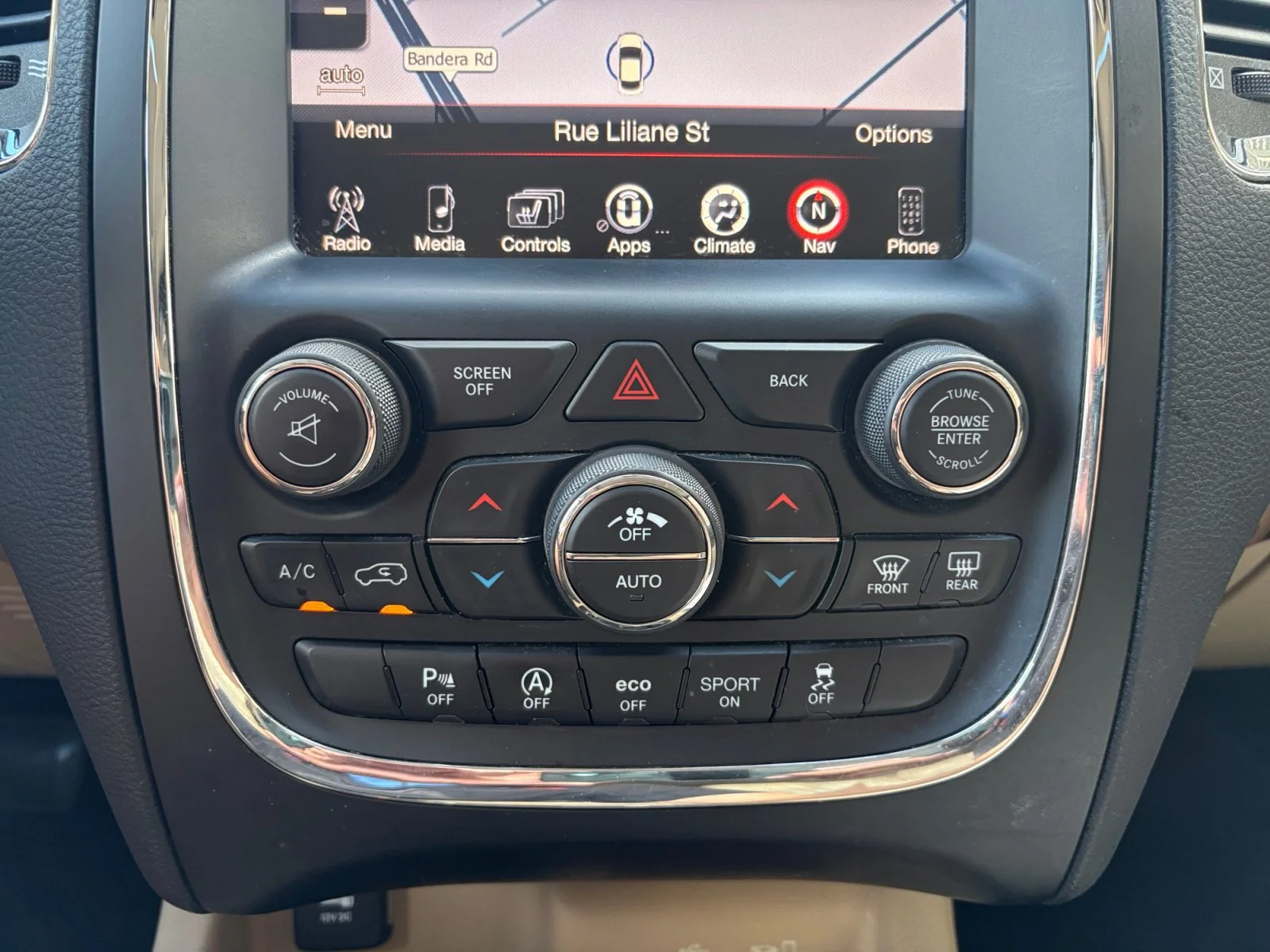 Used 2016 Ivory 3-Coat Dodge Citadel image 16