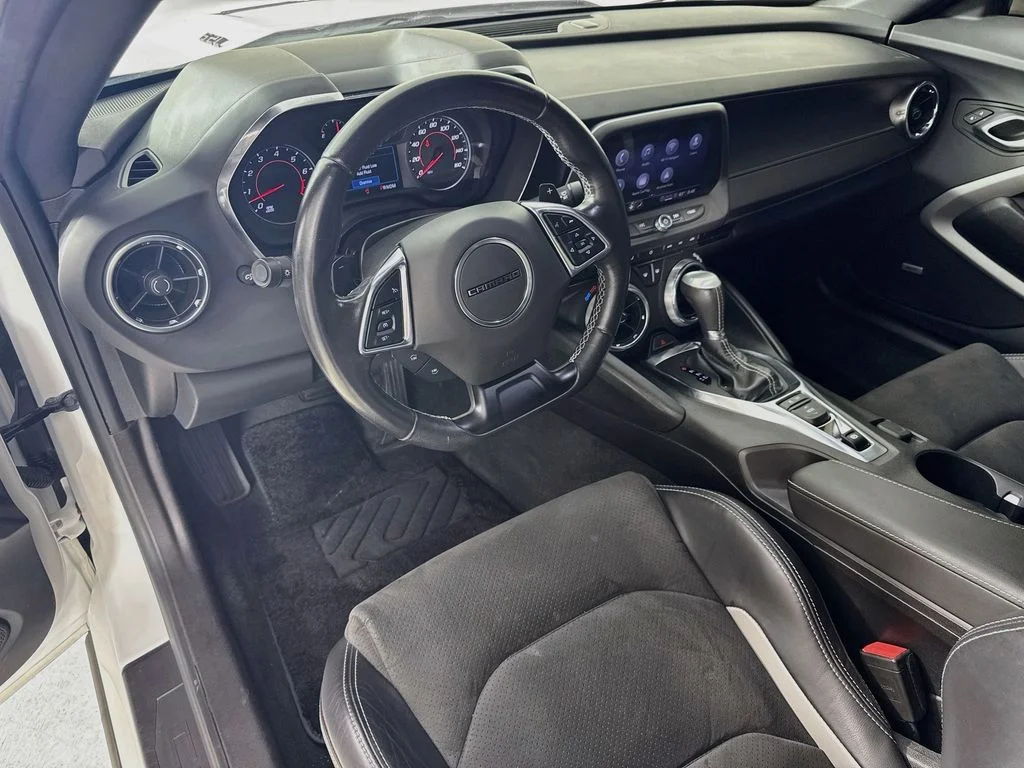 Used 2023 Summit White Chevrolet LT1 image 27