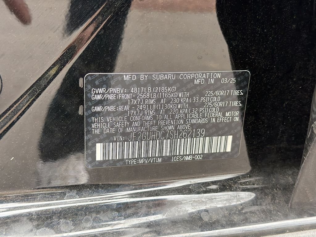 Used 2025 Crystal Black Silica Subaru Premium image 28