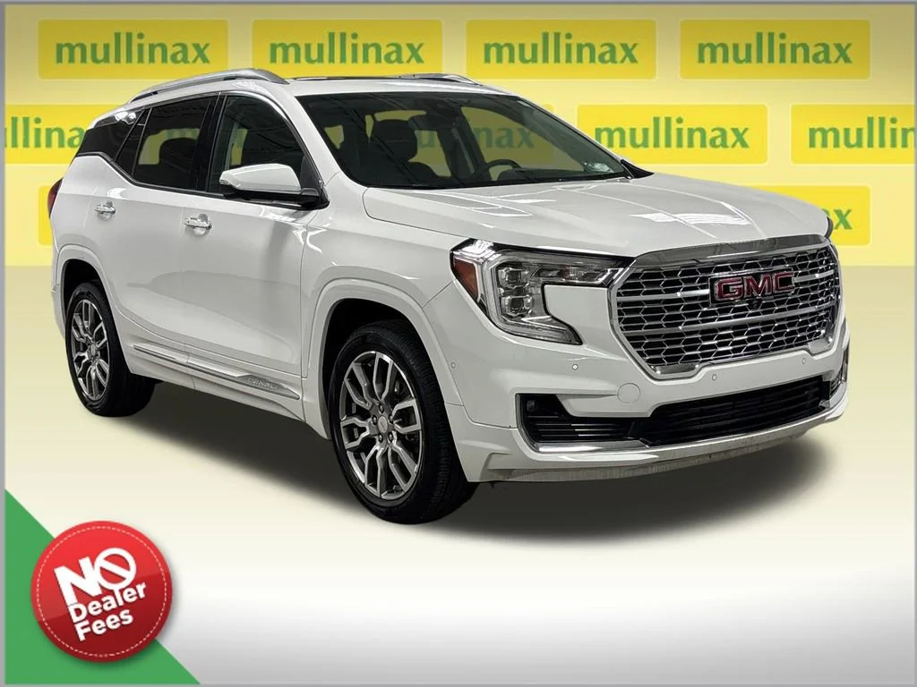 2024 GMC Terrain Denali AWD's photo