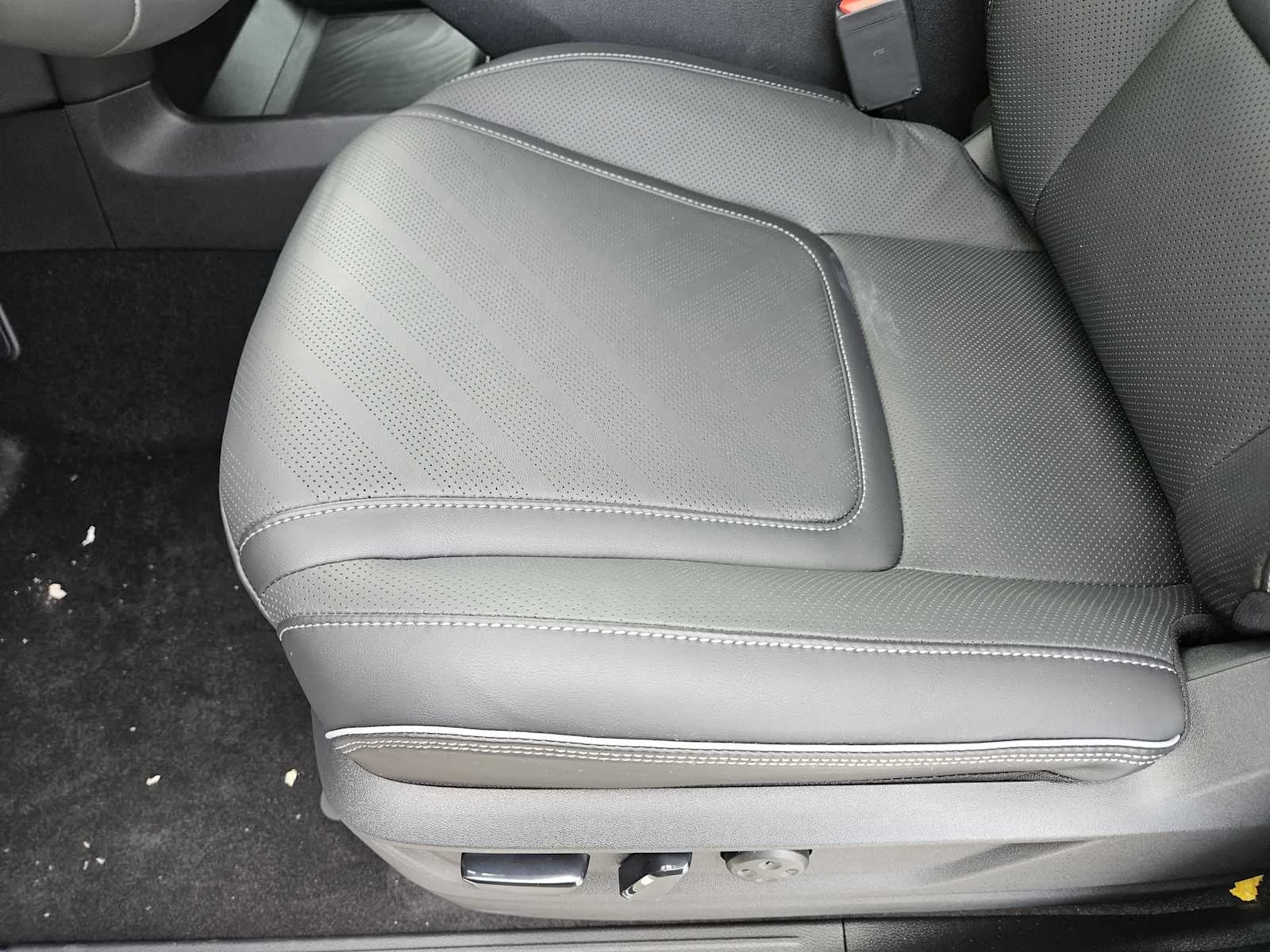 2026 INFINITI QX80 Luxe - Photo 18