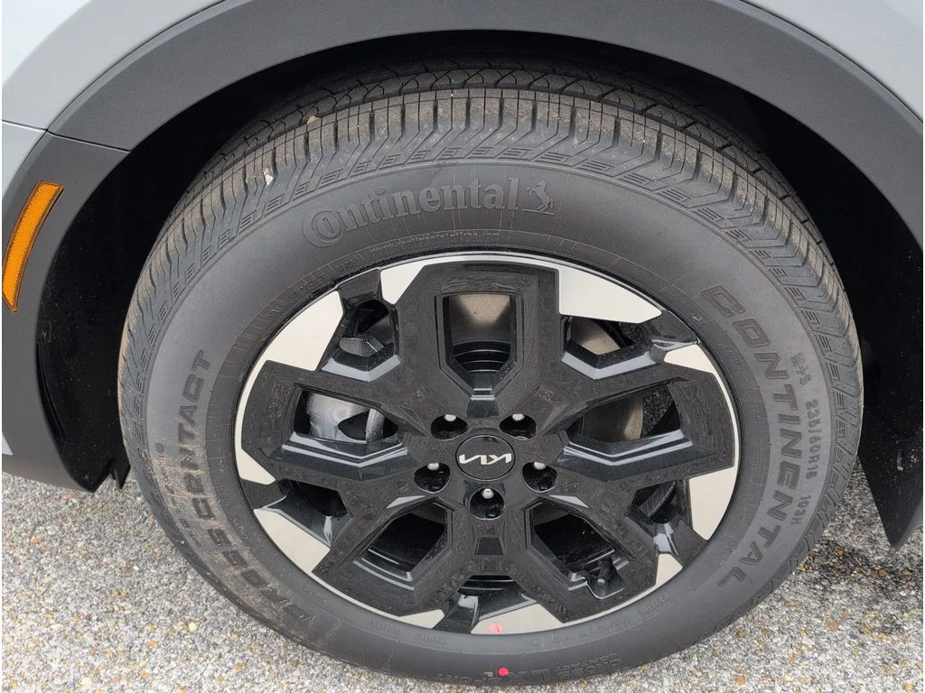 New 2026 Wolf Gray Kia S image 9