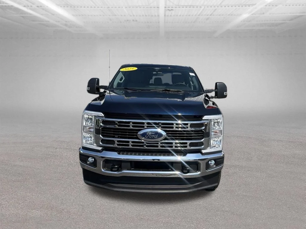 Certified Used 2025 Blue Metallic Ford XLT image 3