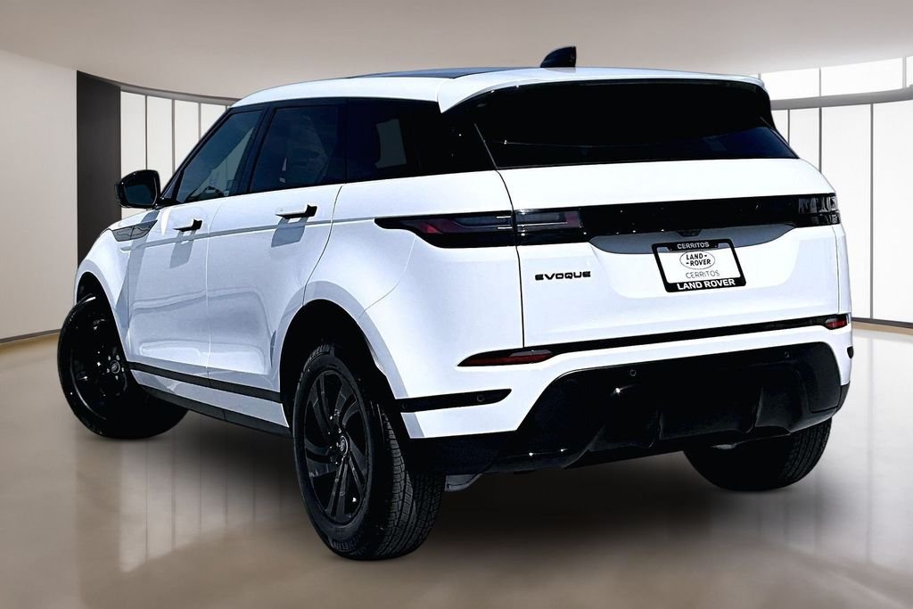 New 2026 FUJI WHITE Land Rover S image 3