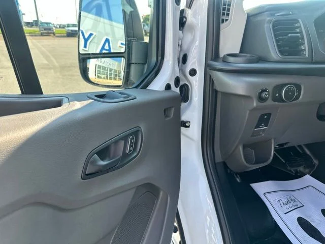 New 2026 Oxford White Ford Cargo Van image 33