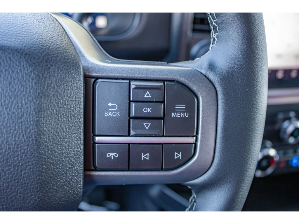 New 2026 Star White Metallic Tri-Coat Ford LARIAT image 44