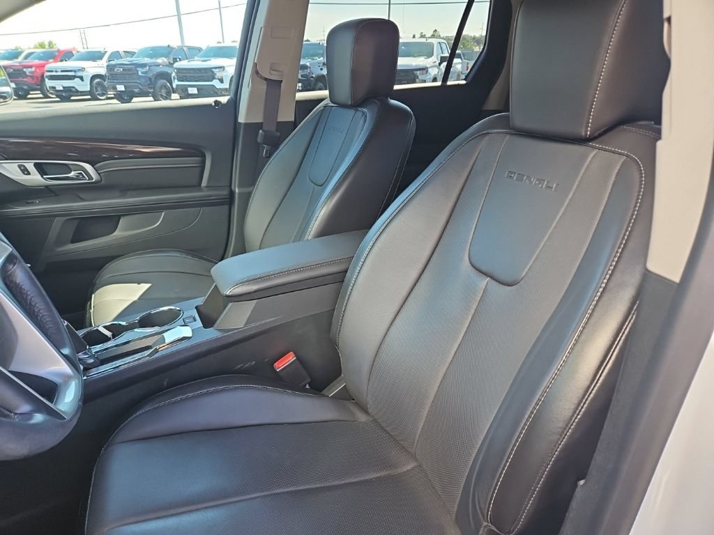 Used 2016 WHITE FROST TRICOAT GMC Denali image 11