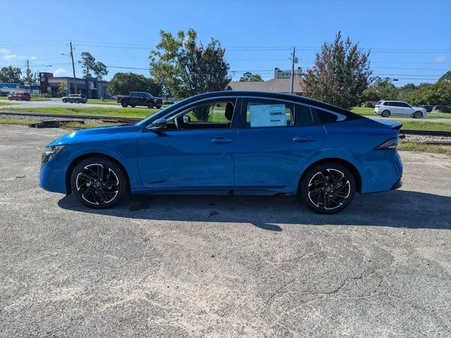 New 2027 Bluestone Pearl / Super Black Two-tone Nissan SR image 8