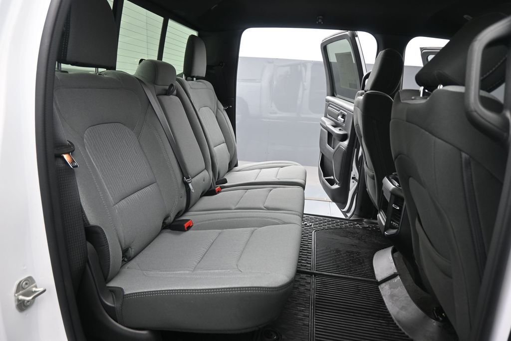 Used 2024 White Ram Big Horn/Lone Star image 16
