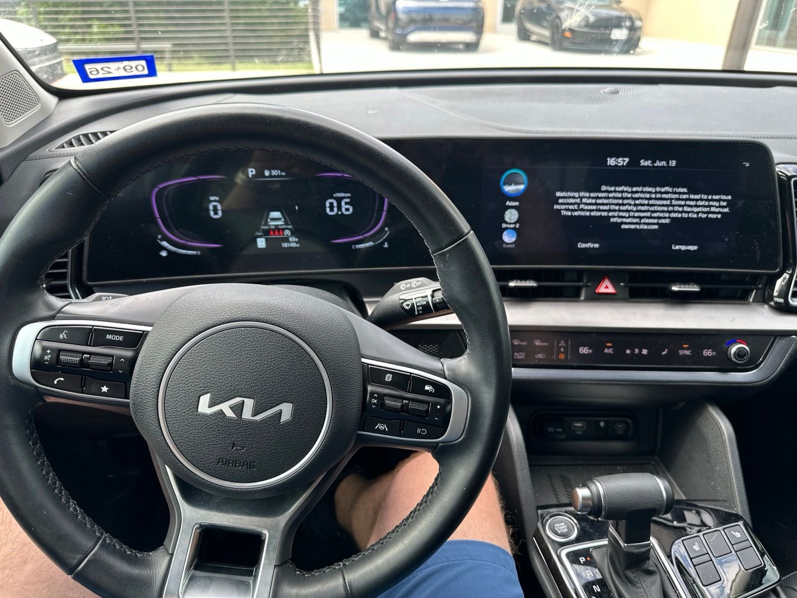 Used 2025 Glacial White Pearl Kia EX image 13