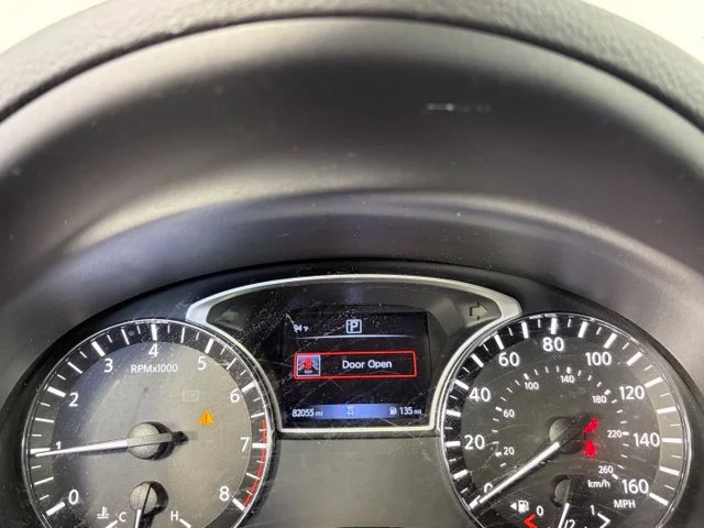 Used 2018 White Nissan 2.5 S image 20