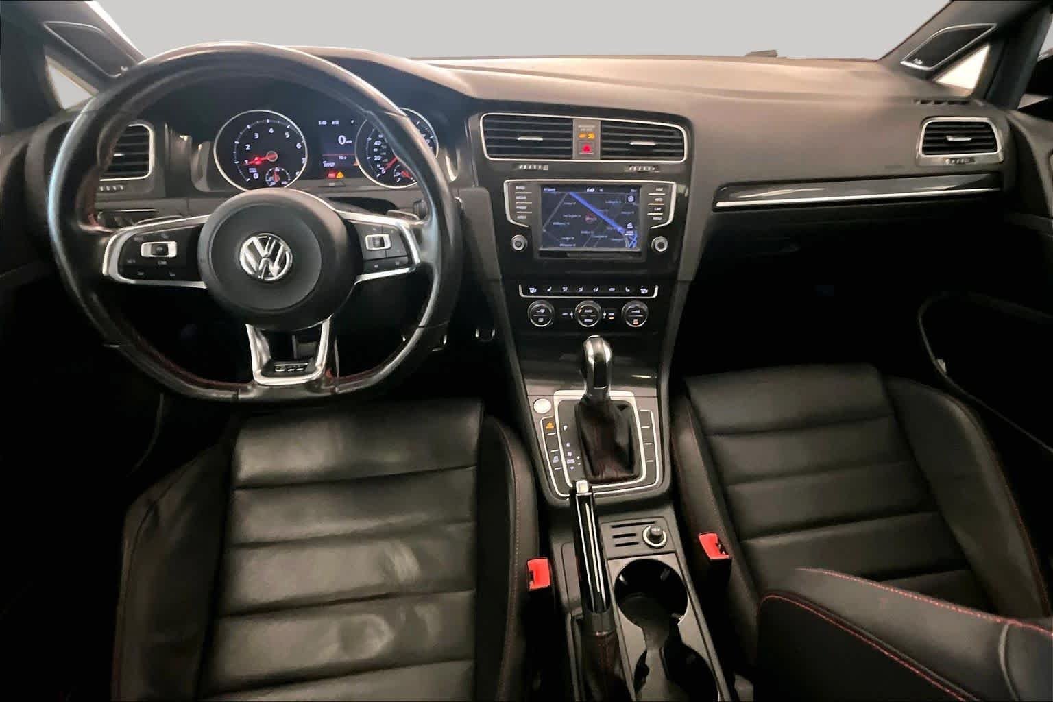 Used 2017 BLACK Volkswagen Autobahn image 13