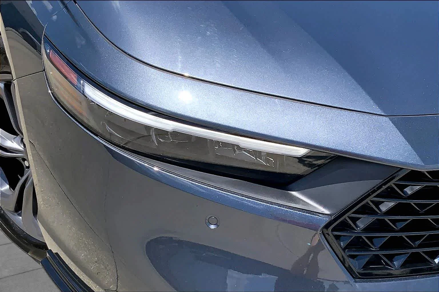 Used 2024 Meteorite Gray Metallic Honda EX-L image 27