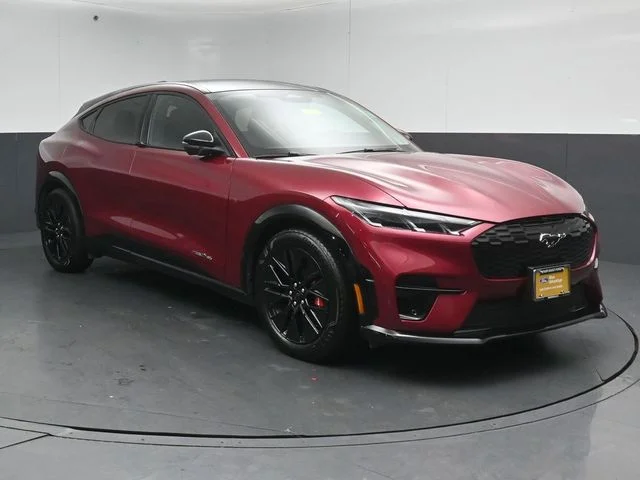 2025 Ford Mustang-Mach-e Premium's photo