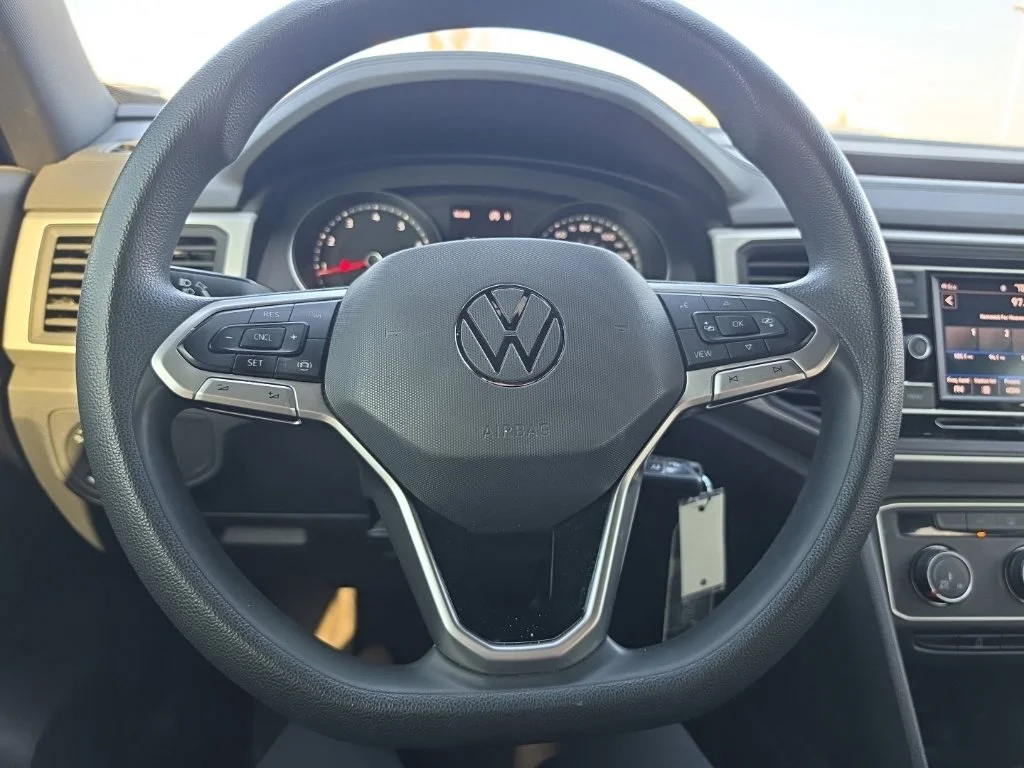 Used 2021  Volkswagen 2.0T S image 20