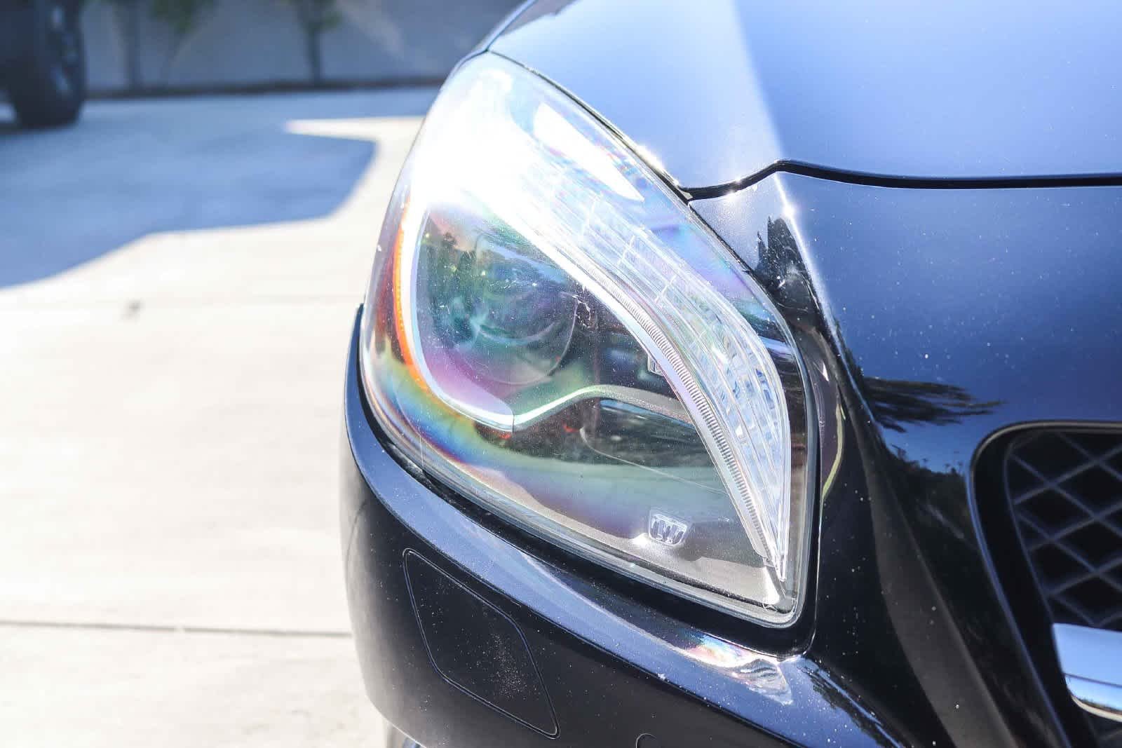 Used 2013 Black Mercedes-Benz SL 550 image 10