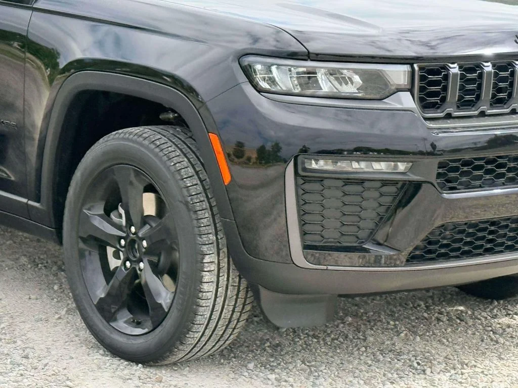 New 2026 Black Jeep Limited image 5