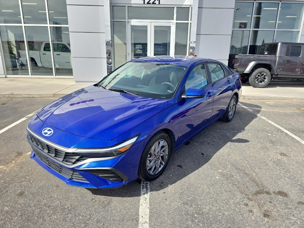Used 2024 Hyundai Elantra SEL with VIN KMHLM4DG3RU643136 for sale in Yuma, CO