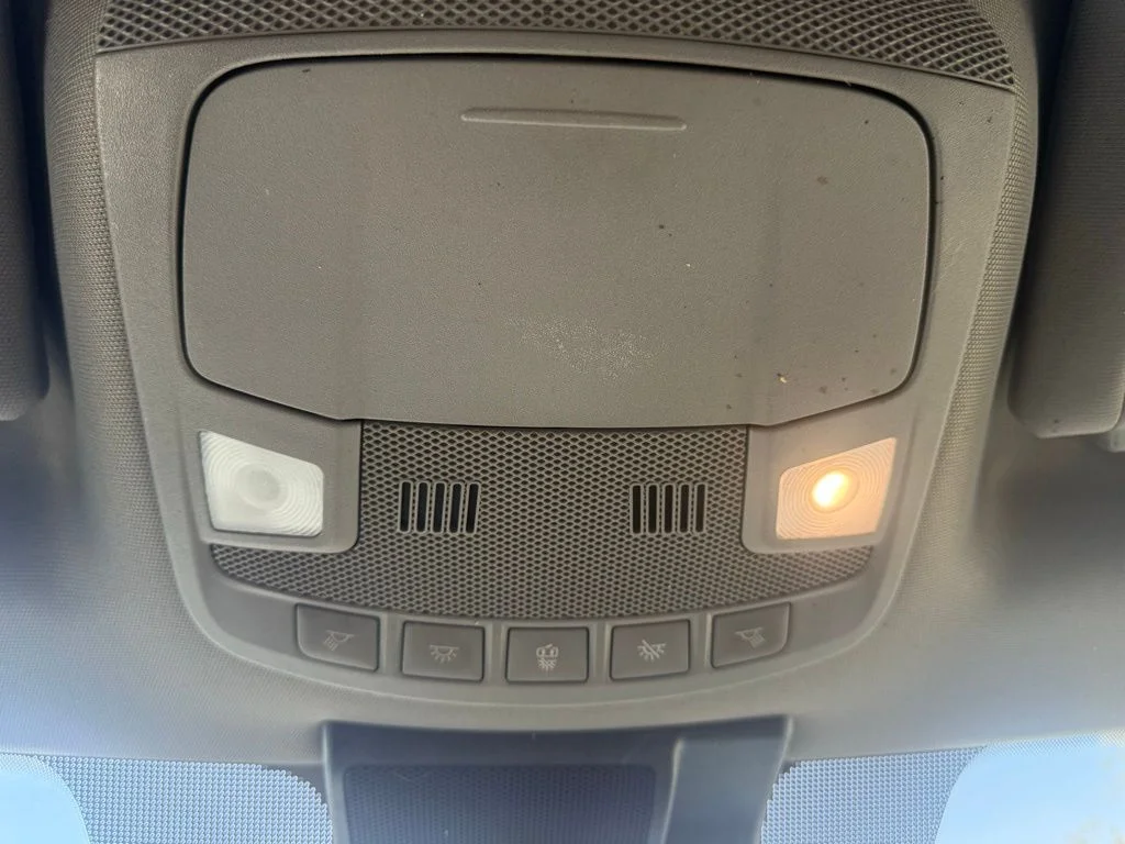 Used 2019 Gray Ford XLT image 29