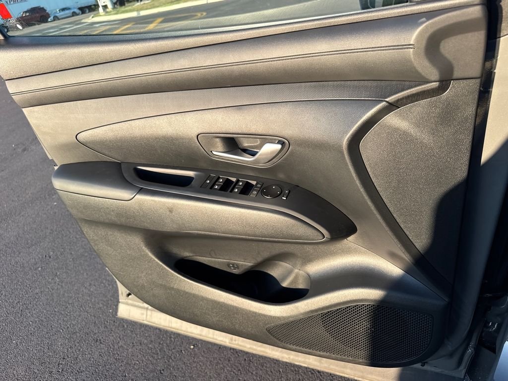 Used 2026 Gray Hyundai SEL Premium image 22