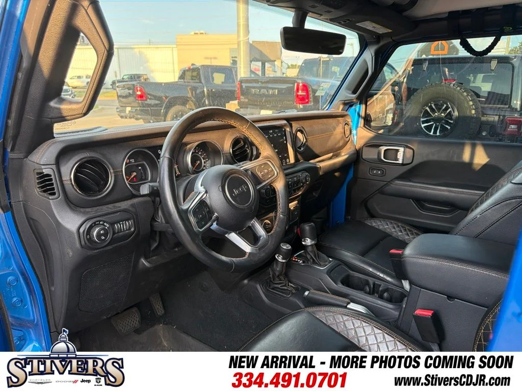 Used 2022 Blue Jeep Overland image 19