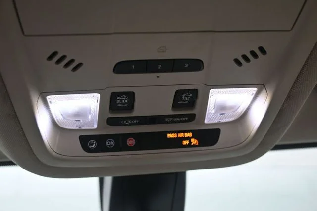 Certified Used 2021 Hunter Metallic GMC Denali image 14