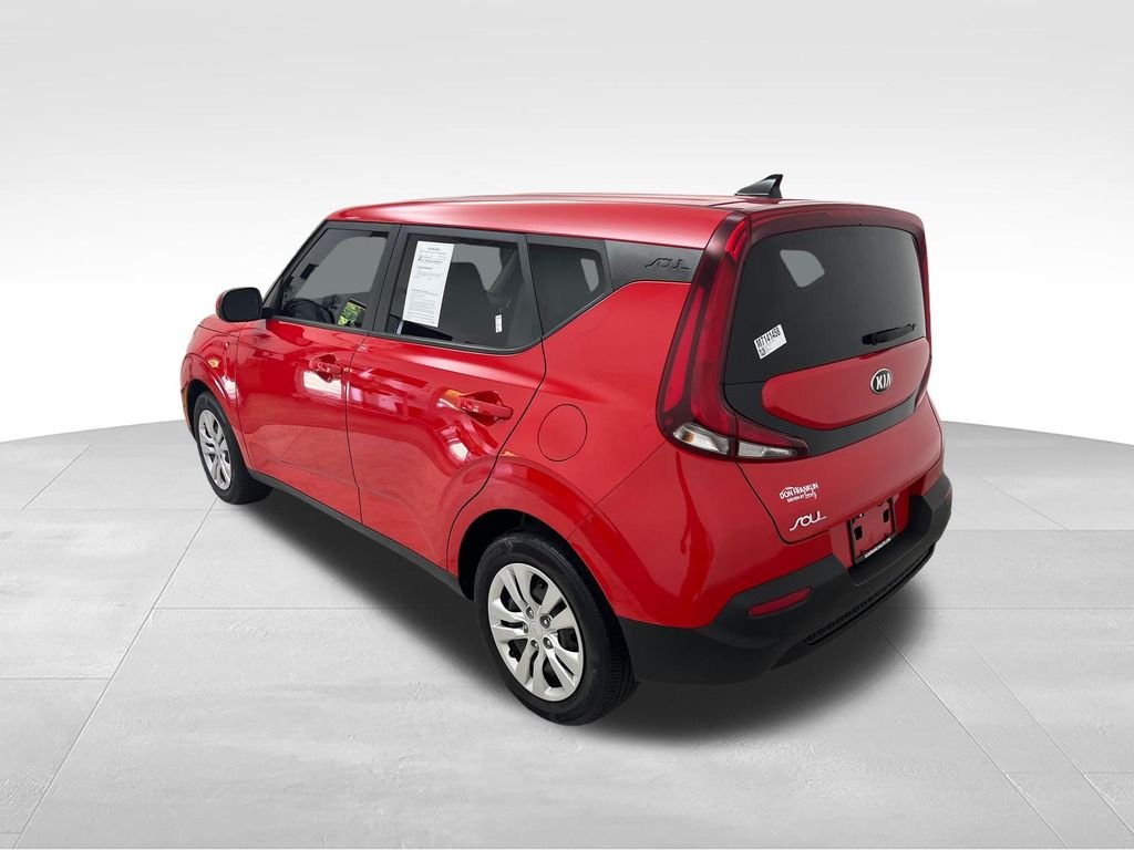 Used 2021 Red Kia LX image 3