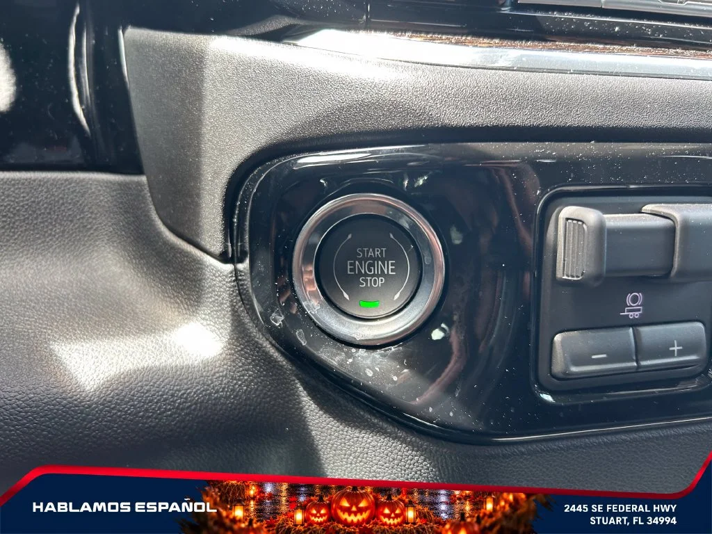 Certified Used 2026 Summit White GMC SLE image 28
