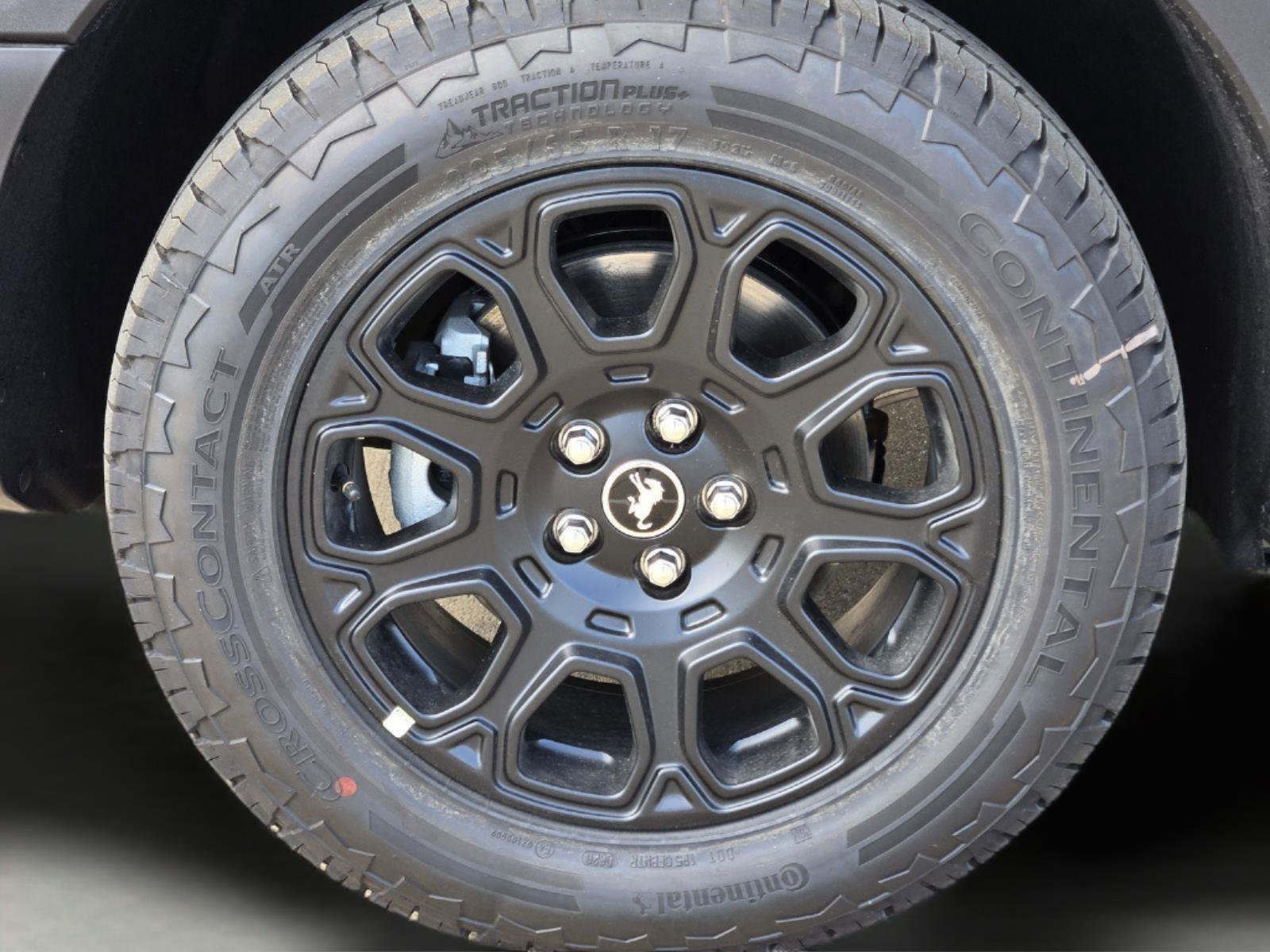 New 2026 Azure Gray Metallic Tri-Coat Ford Badlands® image 7