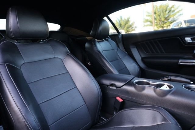 Used 2018 Ingot Silver Ford GT Premium image 38