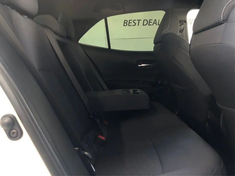 Used 2020 Blizzard Pearl Toyota SE image 10