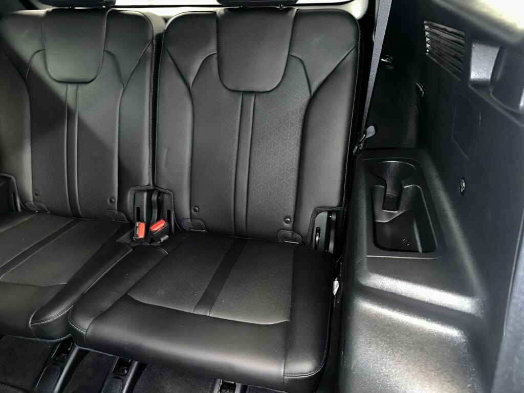 2022 Kia Sorento X-Line EX - Photo 23