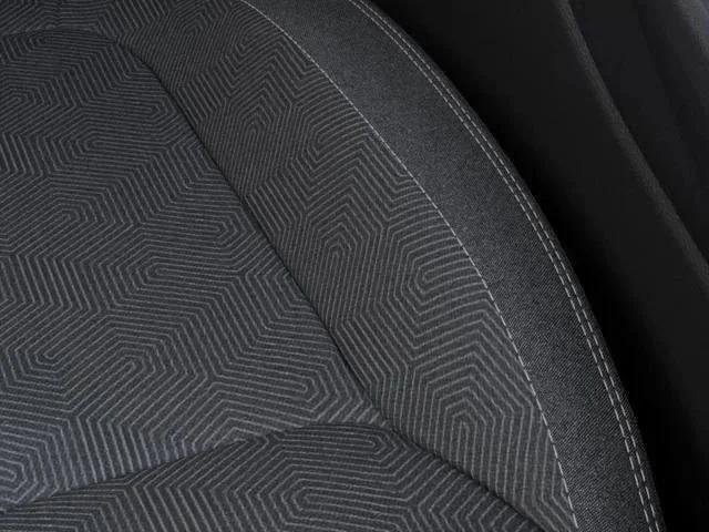 New 2026 Diamond Black Crystal Pearl-Coat Exterior Paint Jeep Laredo image 47