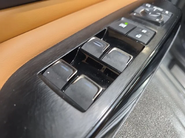 Used 2023 Iridium Lexus 350 image 26