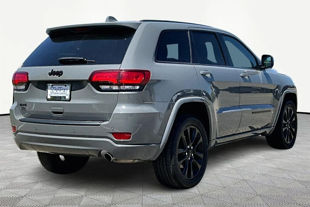 Certified 2022 Jeep Grand Cherokee WK Laredo X with VIN 1C4RJFAG7NC150745 for sale in Kansas City