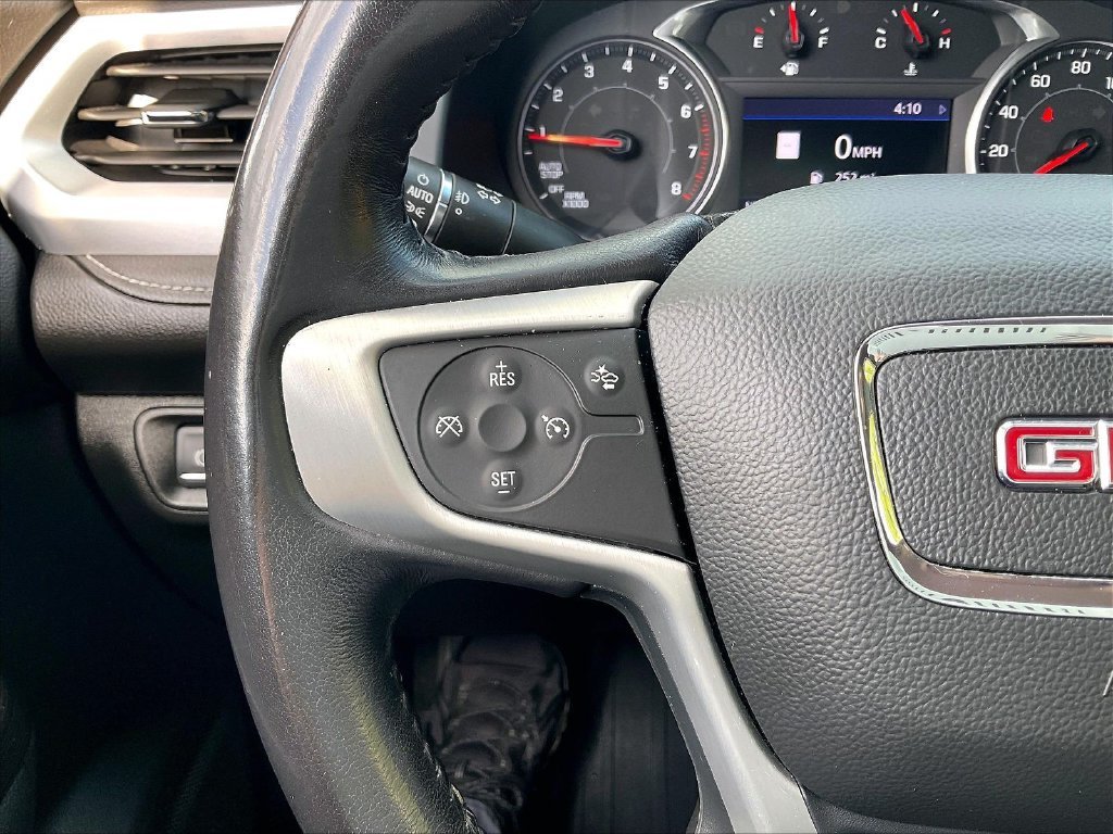 Used 2022 Cayenne Red Tintcoat GMC SLT image 22