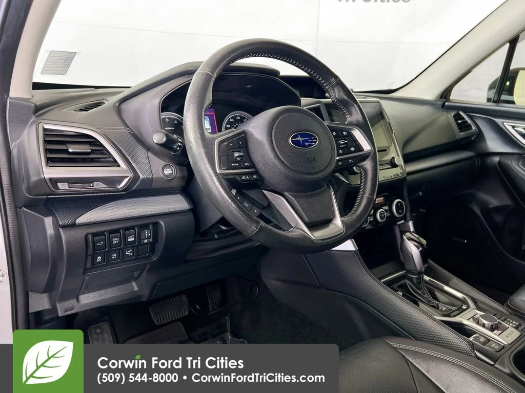Used 2020 Ice Silver Metallic Subaru Limited image 3