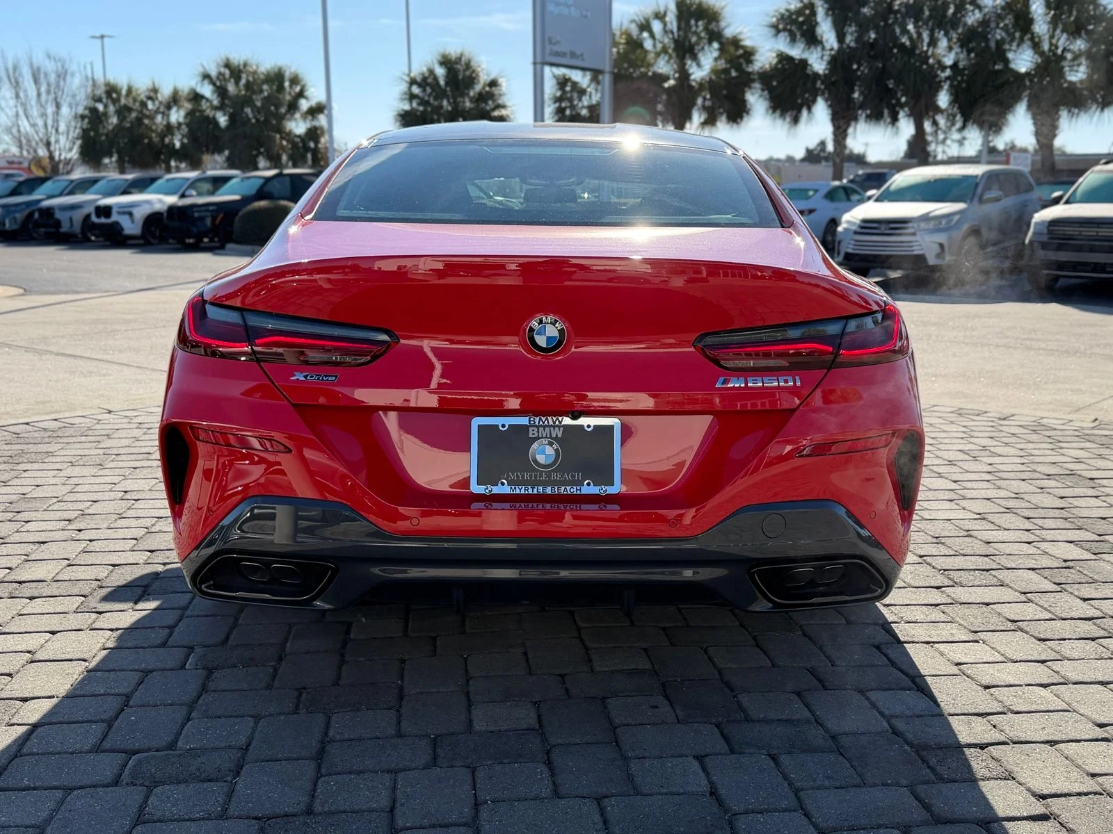 2026 BMW 8 Series M850i - Photo 10