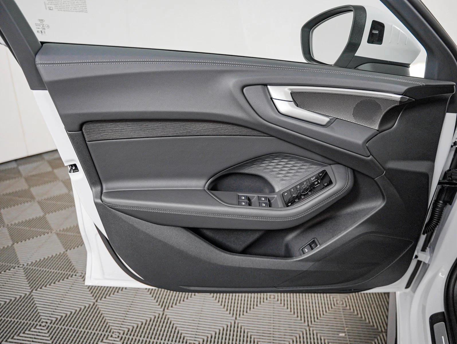 New 2026 Arkona White Audi Premium Plus image 22