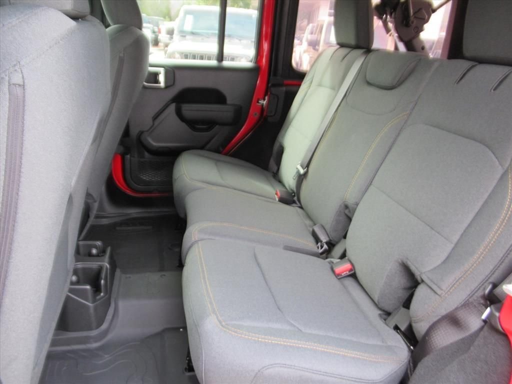 New 2026 Firecracker Red Clear-Coat Exterior Paint Jeep Sport S image 27