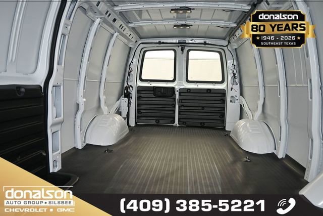 2026 Chevrolet Express Cargo Work Van - Photo 10