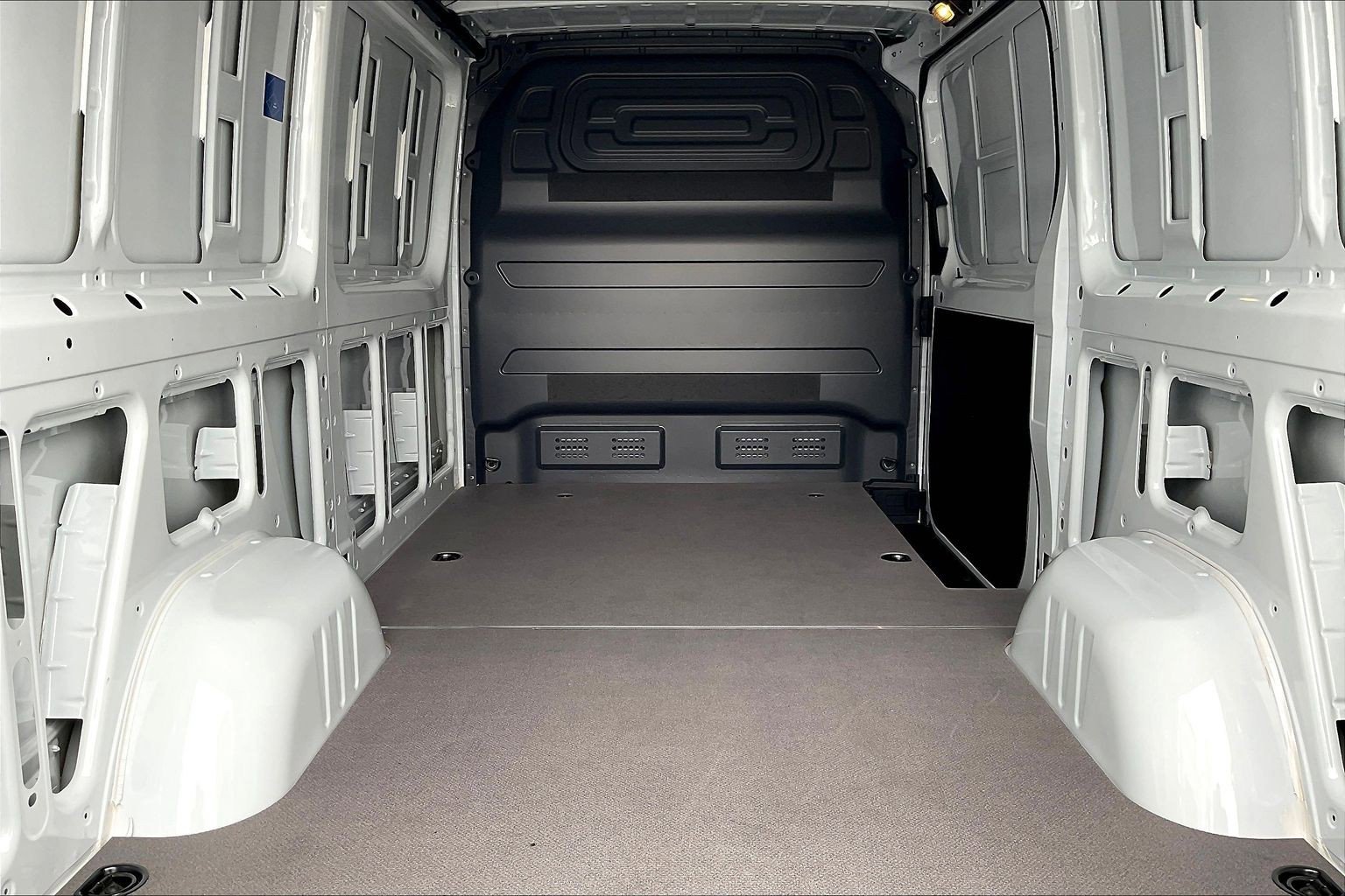 New 2026 Arctic White Mercedes-Benz Cargo 144 WB image 21