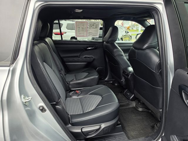 2023 Toyota Highlander XSE - Photo 14
