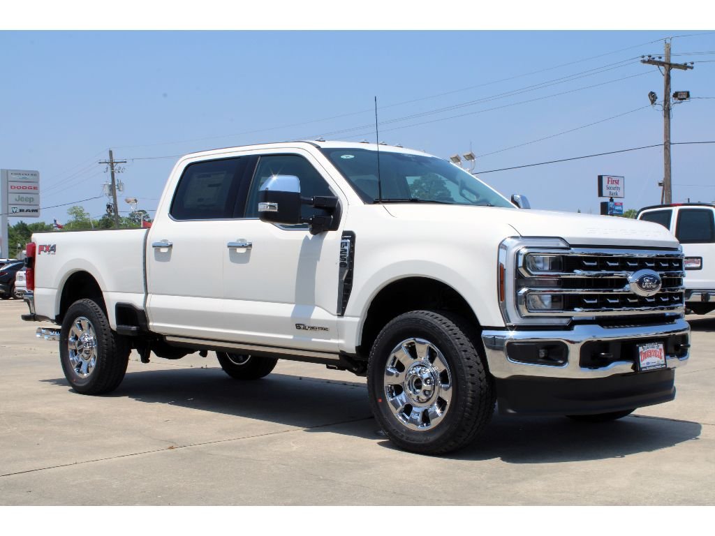 New 2026 Star White Metallic Tri-Coat Ford LARIAT image 28