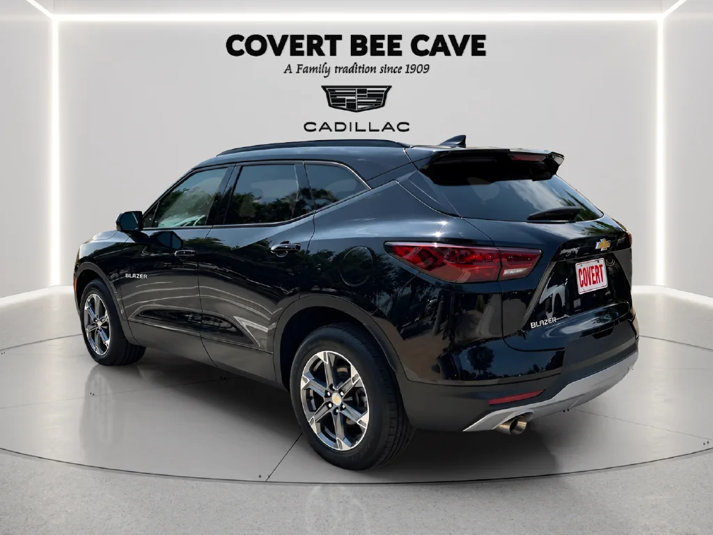 Used 2024 Black Chevrolet LT image 6