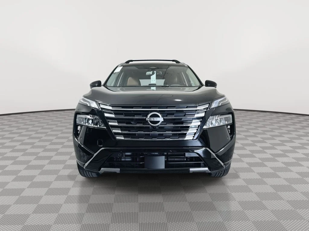 New 2026 Black Nissan Platinum image 3