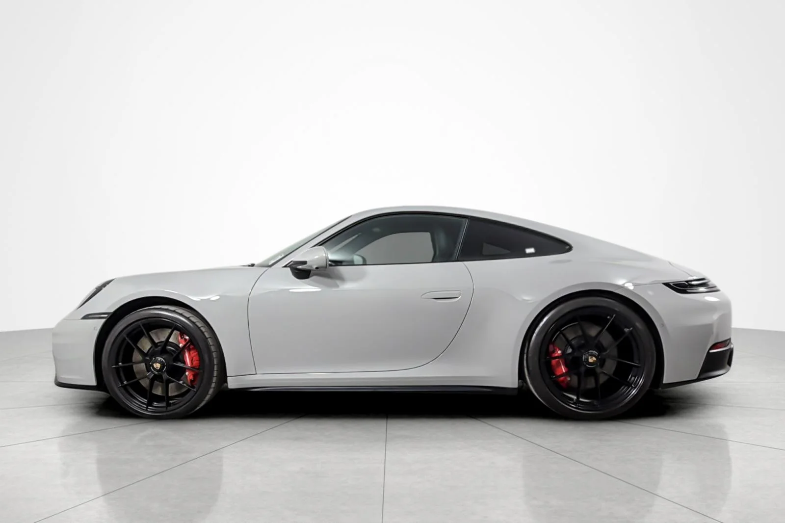 Used 2025 GREY Porsche Carrera 4 GTS Coupe image 2