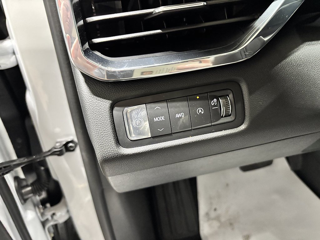 2026 GMC Acadia Elevation - Photo 16